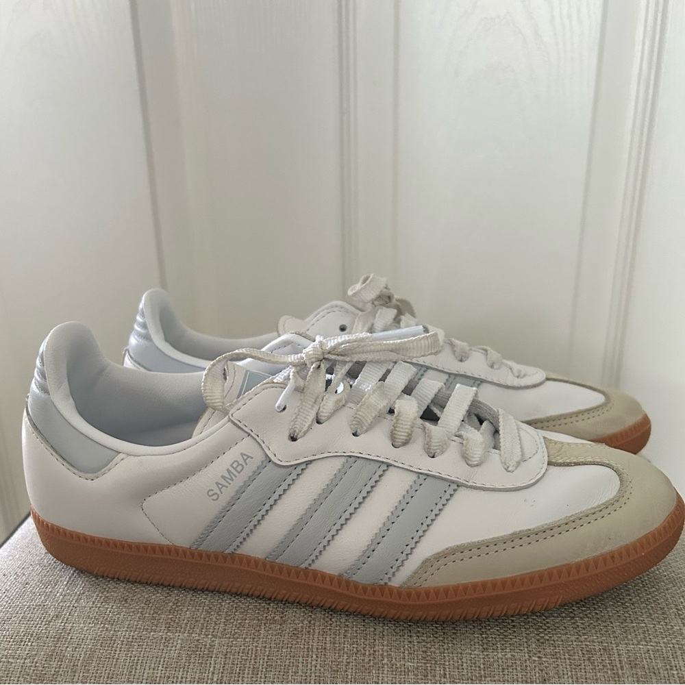 Adidas Women Sambas Halo Blue